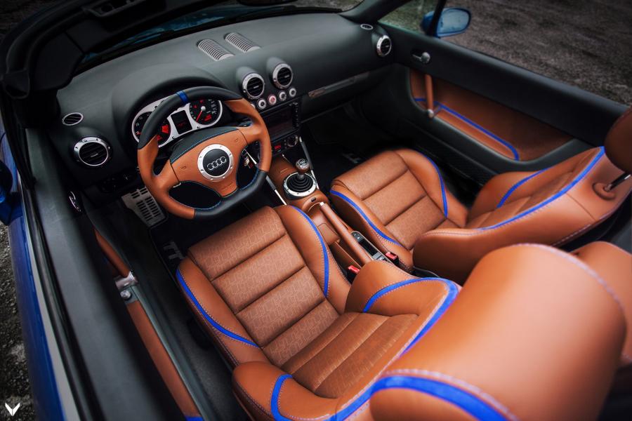 Интерьер Audi TT Roadster by Vilner 2017 года  (фото 11 из 13)